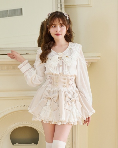 ジュエリーリボン刺繍セーラーリブトップス ｜ LIZ LISA（リズリサ