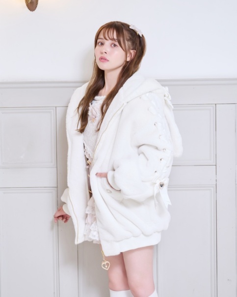 リボンうさみみファーブルゾン ｜ LIZ LISA（リズリサ）公式通販