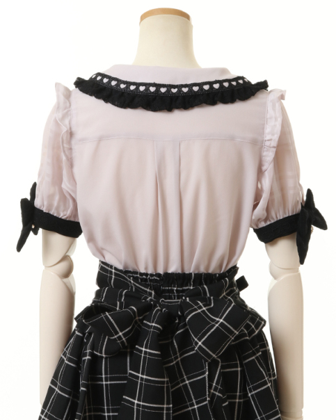 ハートレース襟ブラウス ｜ LIZ LISA（リズリサ）公式通販 ｜ Tokyo