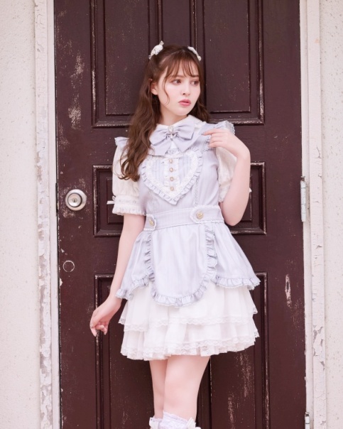 ハートエプロンワンピース ｜ LIZ LISA（リズリサ）公式通販 ｜ Tokyo