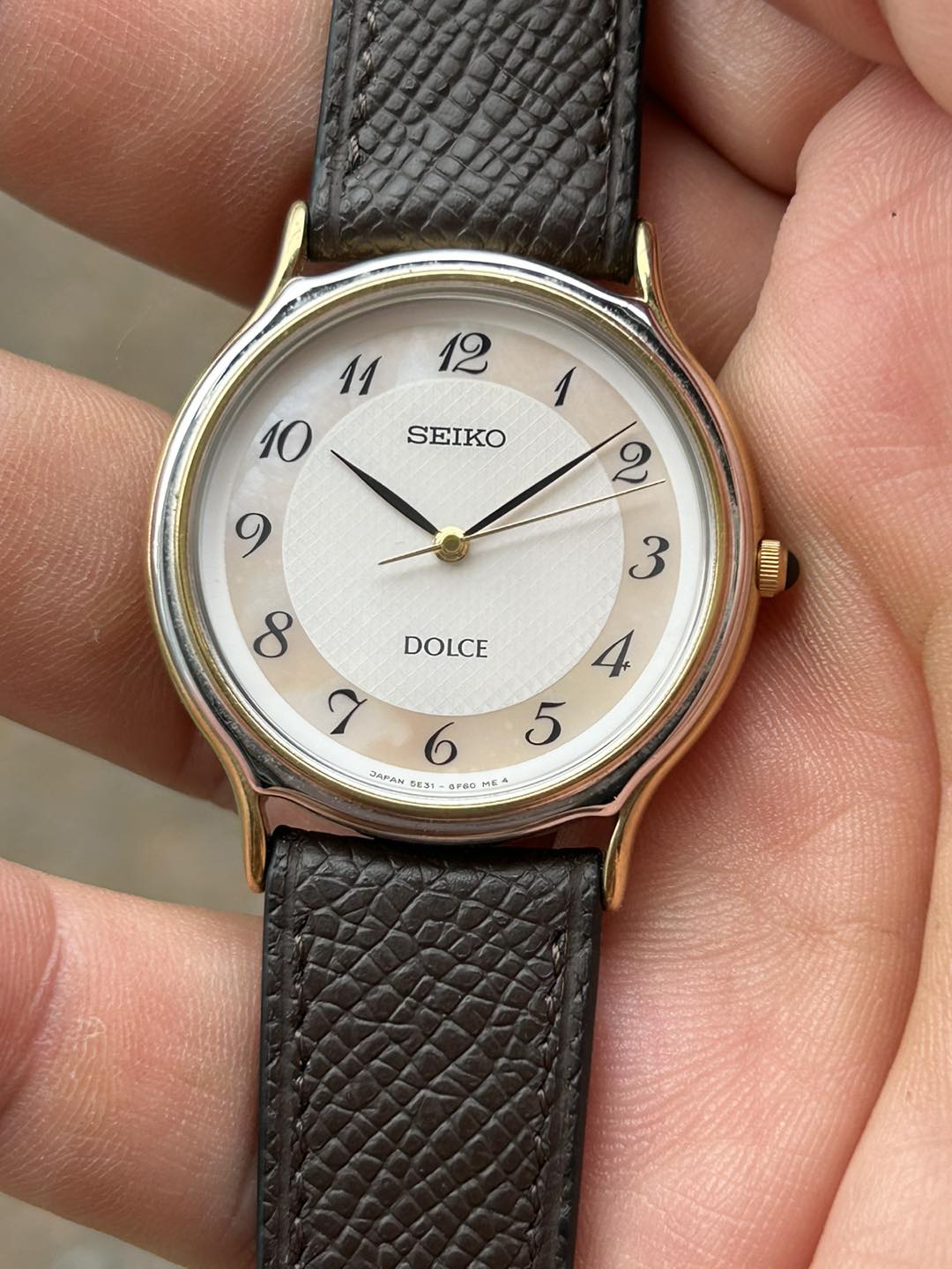 Seiko Dolce Quartz Watch 5E31-6D60 / case no.492406, made in Japan