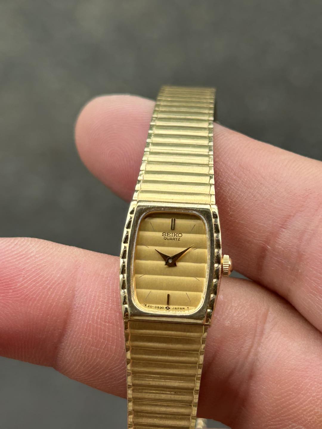 Seiko Ladies Quartz watch 1E20-5080/ case no.530466, made in Japan