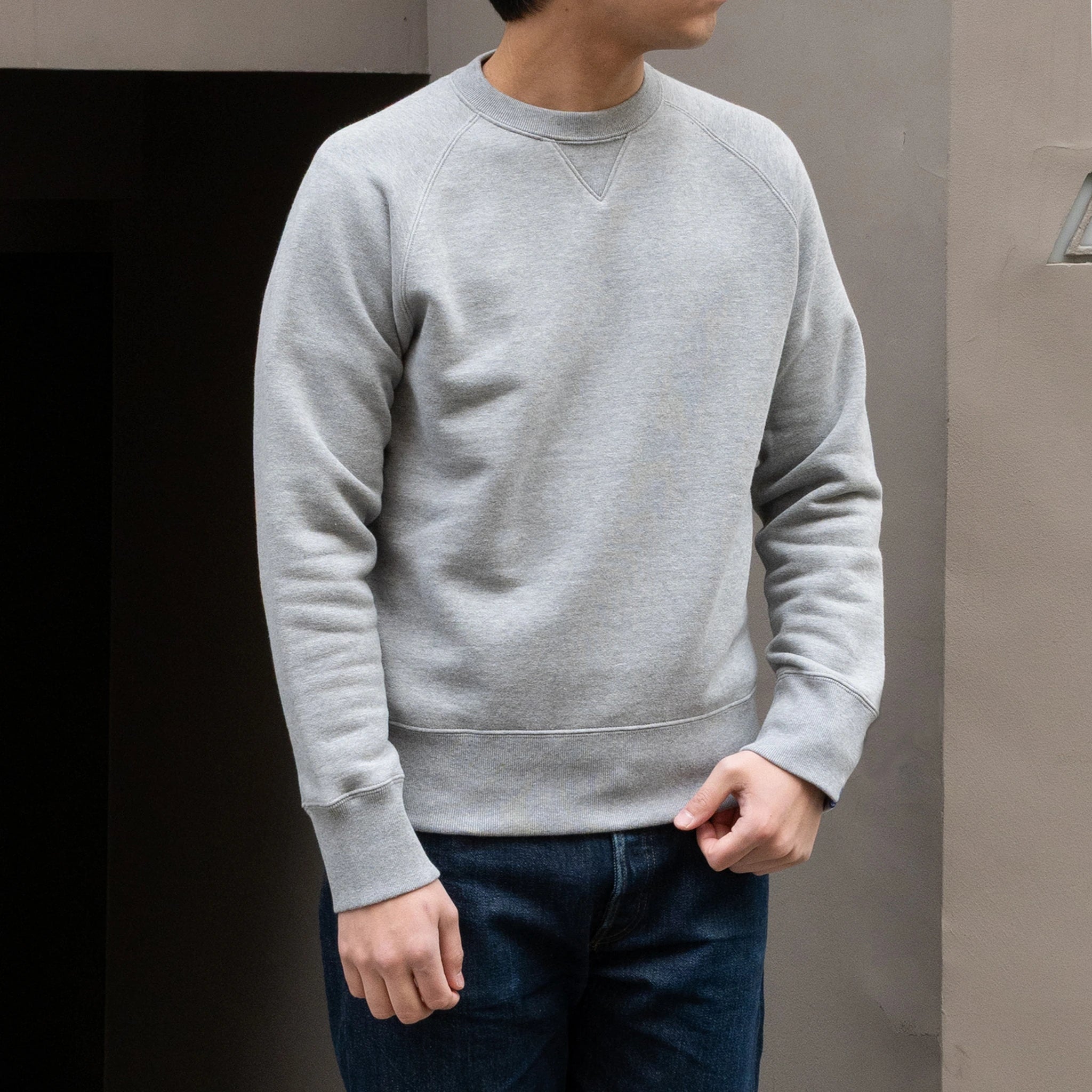 Loopwheeler LW250 Crewneck Sweatshirt - Gray Melange – LOOPWHEELER