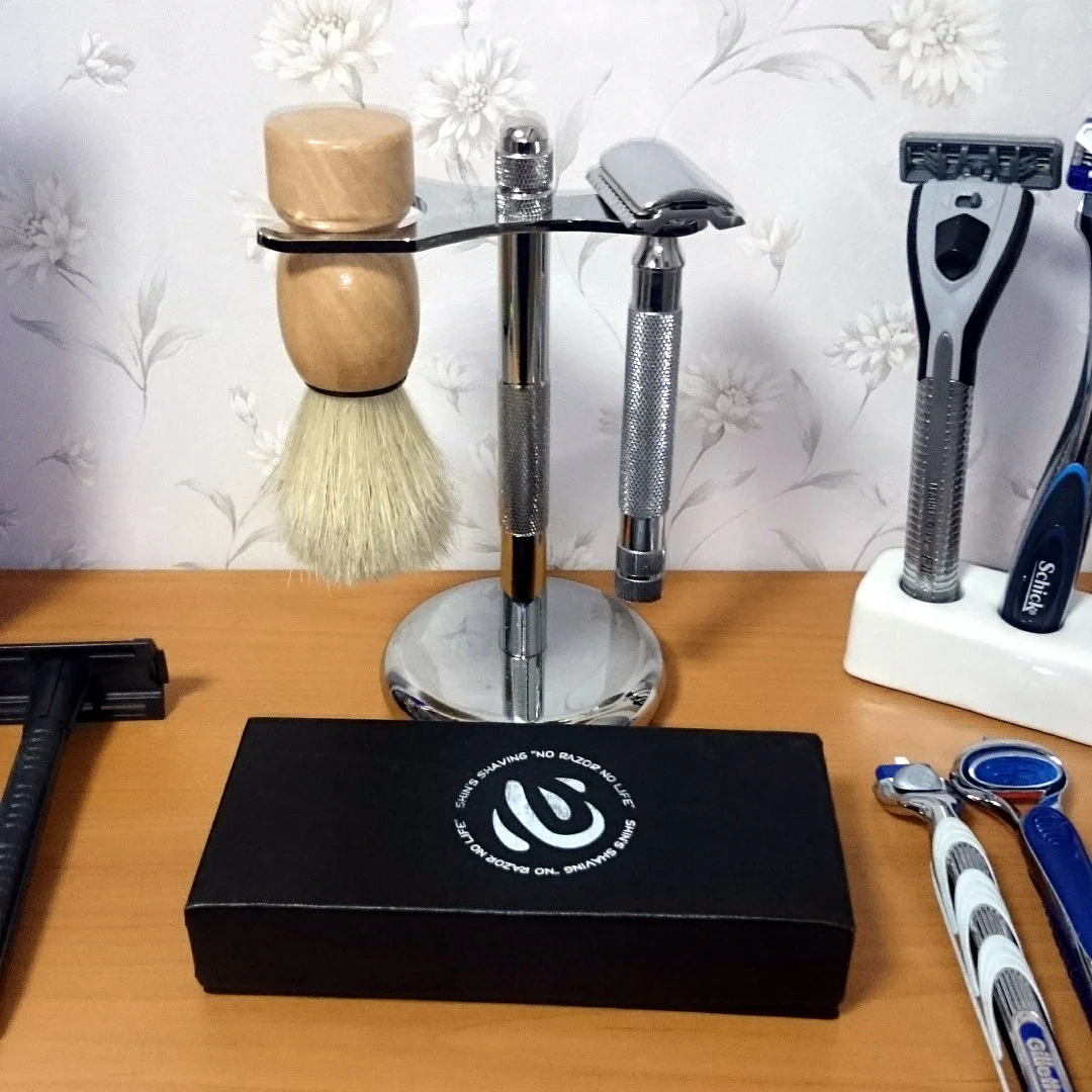 金属製両刃ホルダー・メルクール33Cを購入 | LoHaS.com