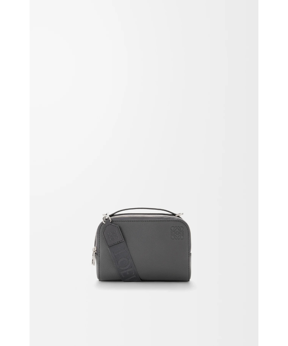 LOEWE/ロエベ通販 | クロスボディ カメラバッグ ミニ(サテンカーフ