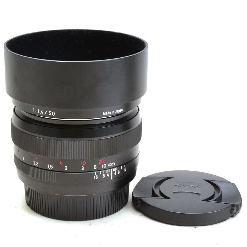Objetiva Carl Zeiss Planar 50mm f/1.4 ZE para Canon EF - Seminova