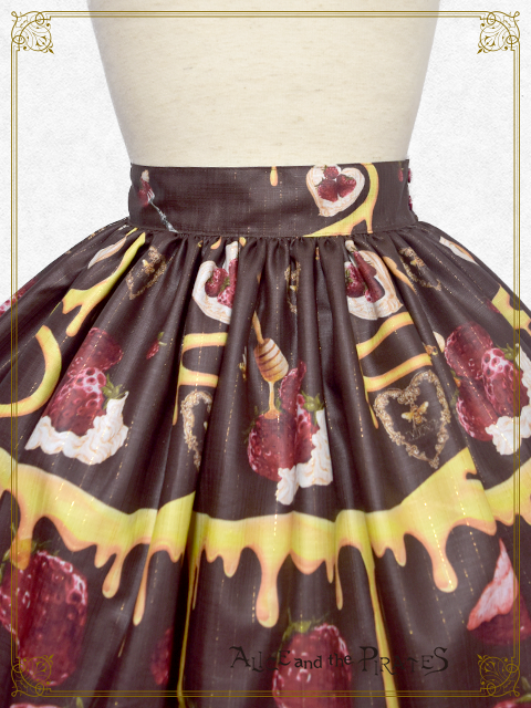 Honey Bee Berry Skirt by Alice and the Pirates