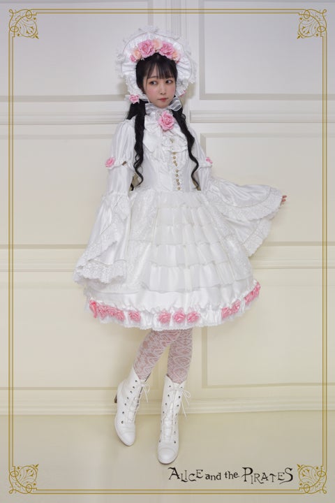 Milk Tea Doll Set (2022 Laforet exclusive) by Alice and the Pirates