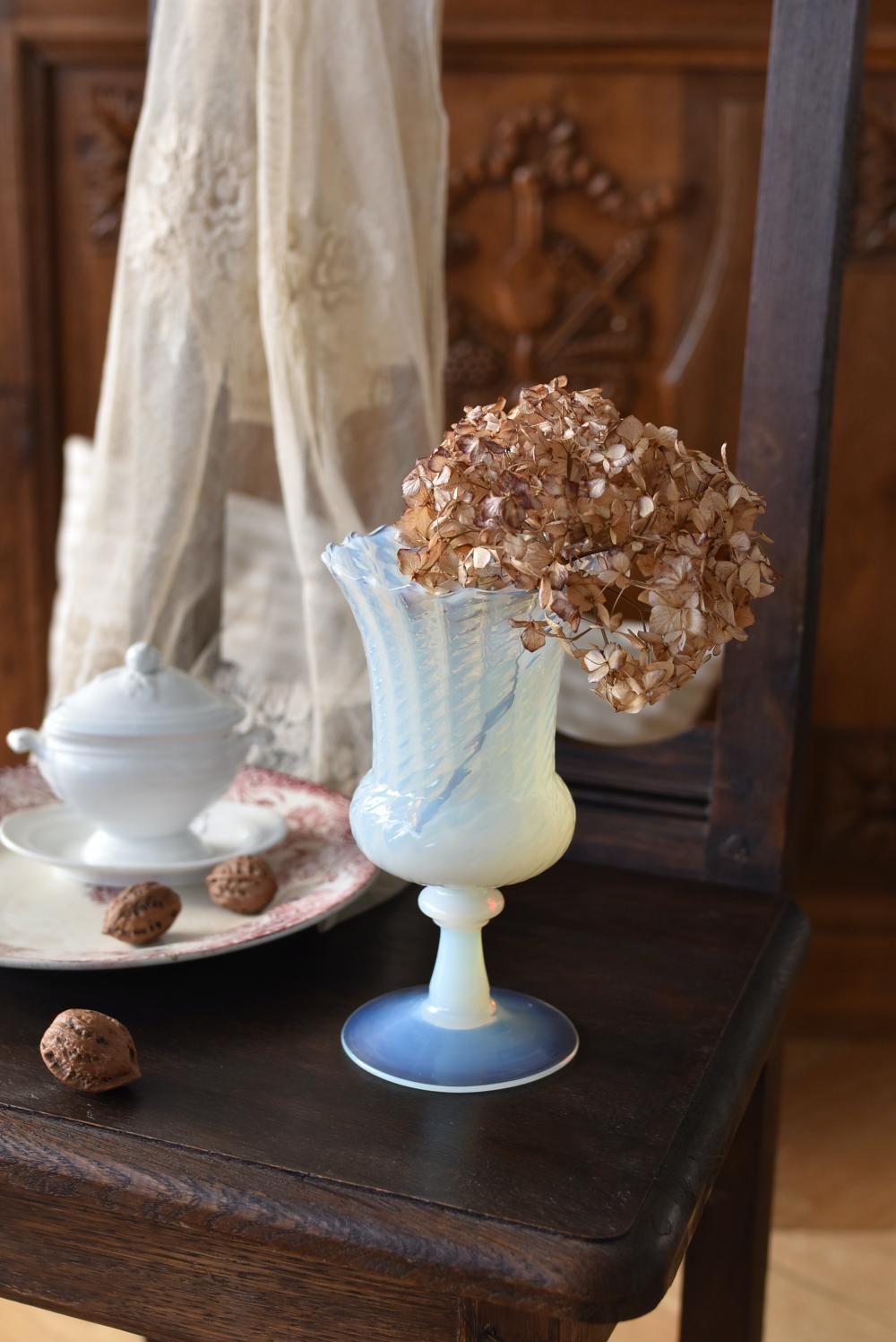 フランスアンティーク オパールセントガラス オパリン 花瓶 フラワー