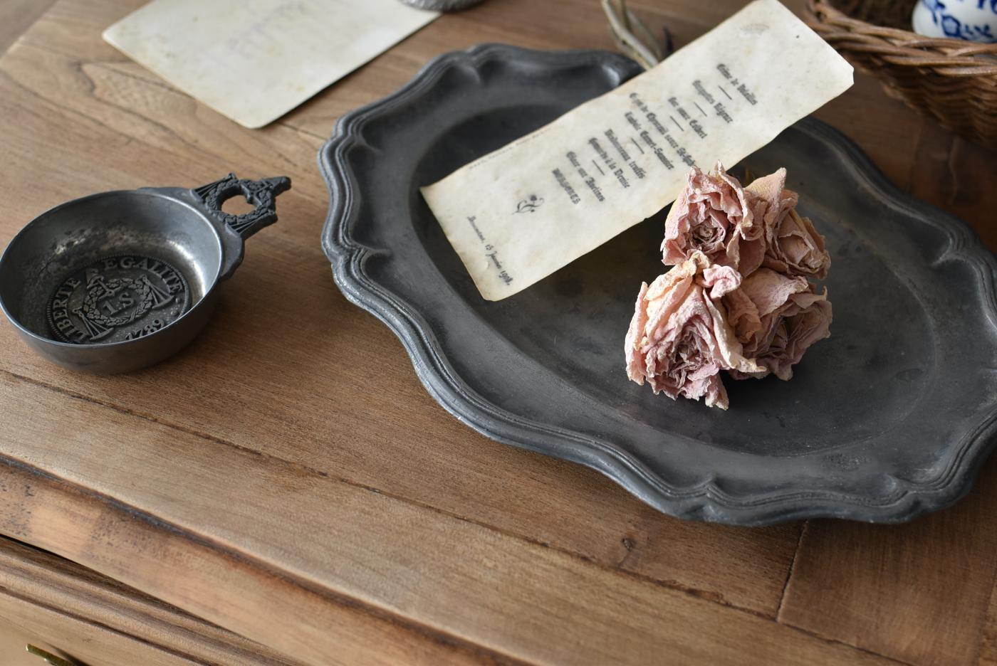 エタンオーバルプレート.3 花リムプレート アンティーク皿 ピューター 錫