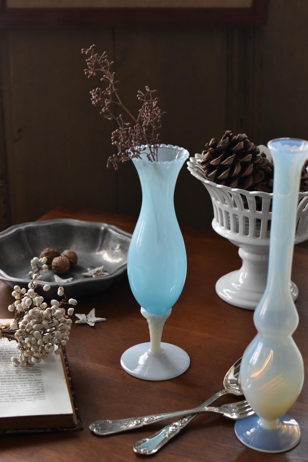 フランスアンティーク オパールセントガラス オパリン 花瓶 フラワー