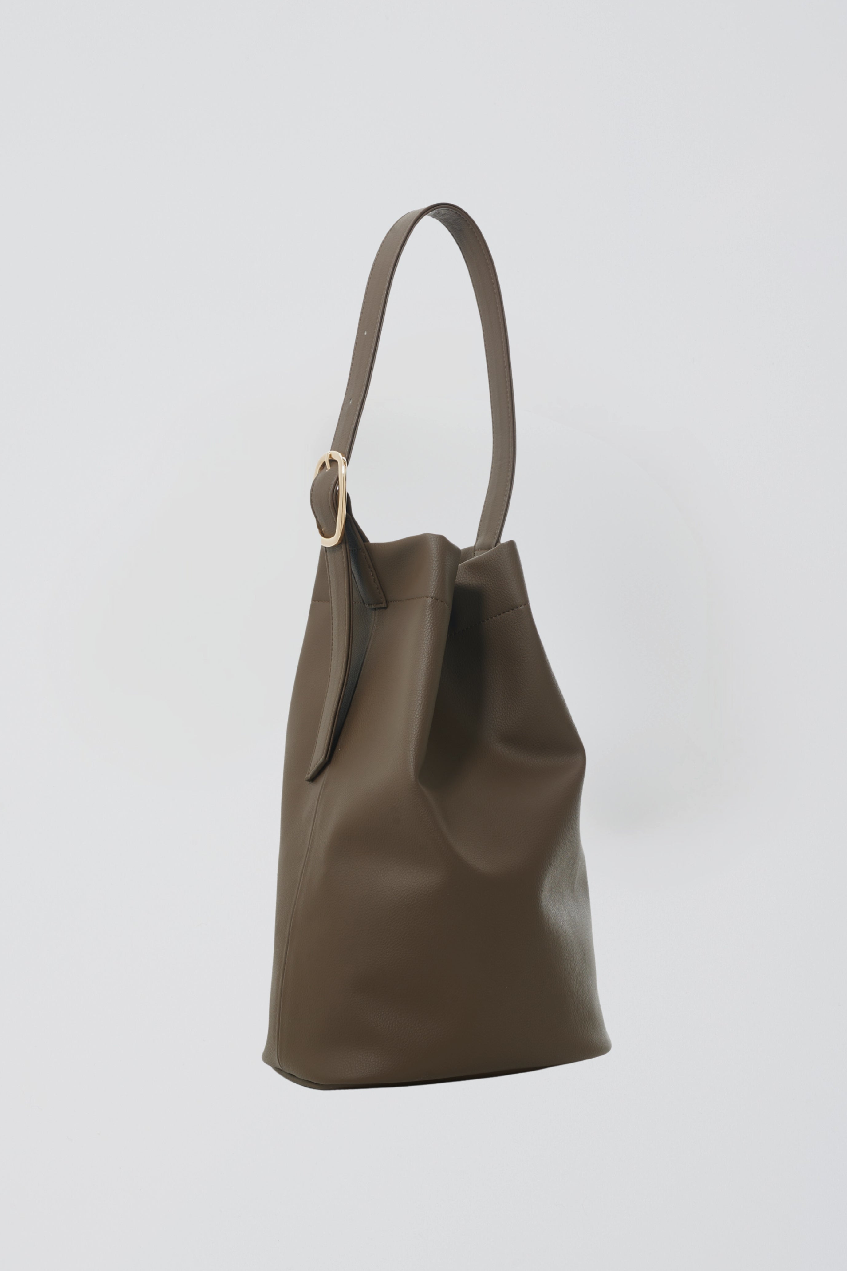 国産アップルレザー製トートバッグ「Apple 2Way Tote Bag」 | LOVST