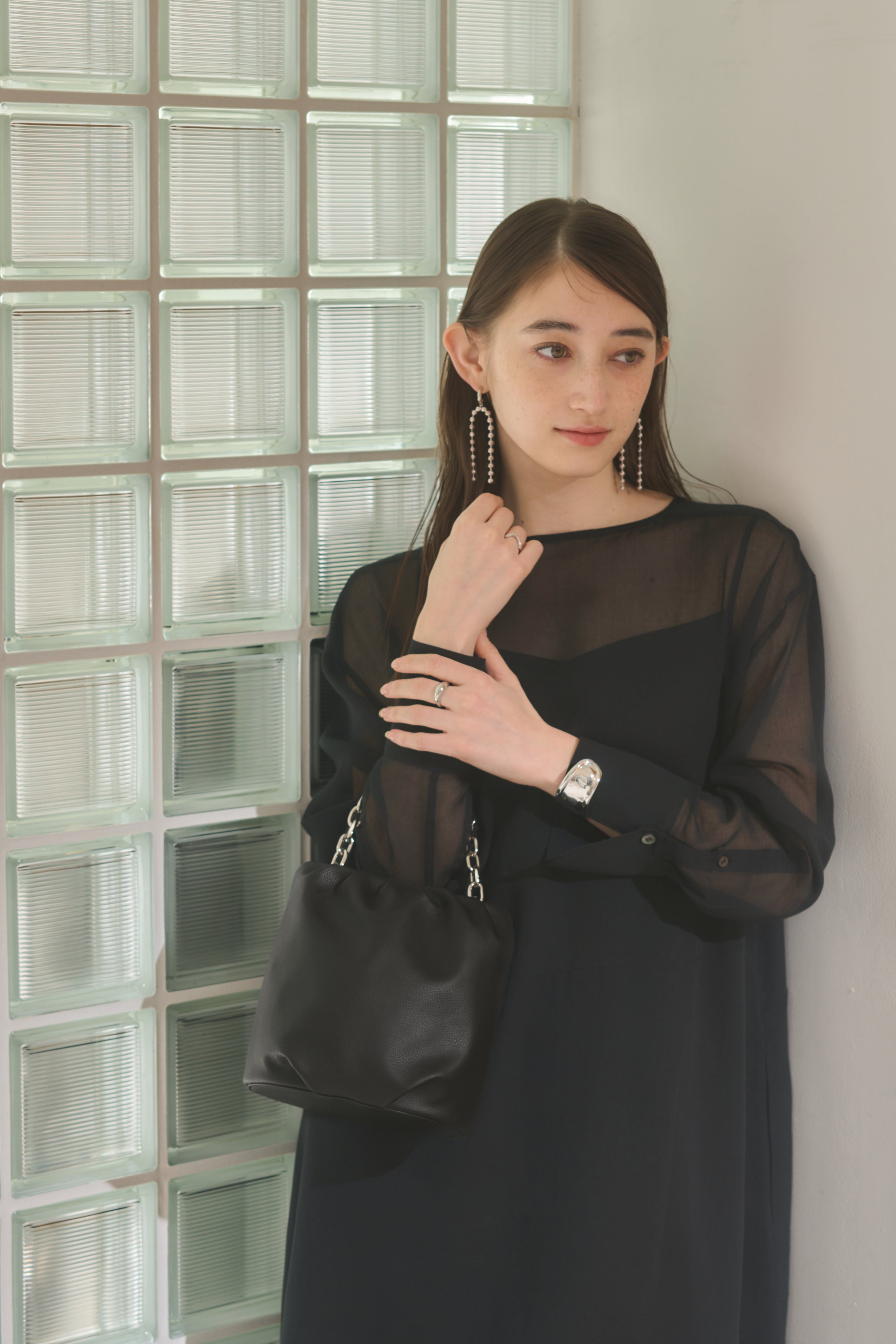 国産アップルレザー製「Apple 4Way Gather Bag」| LOVST TOKYO