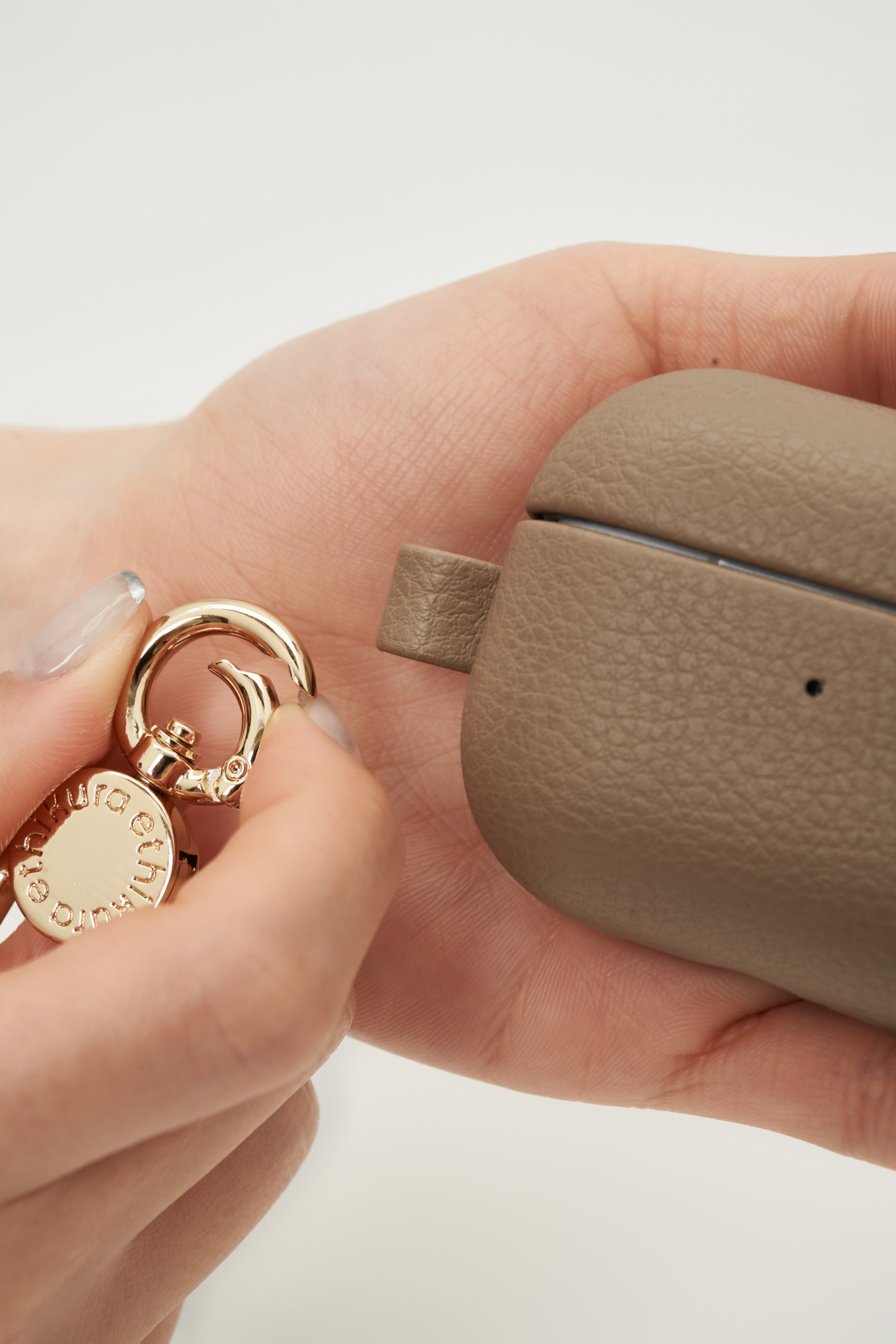 AirPods Pro（第1世代, 第2世代）ケース｜名入れ・刻印対応｜国産