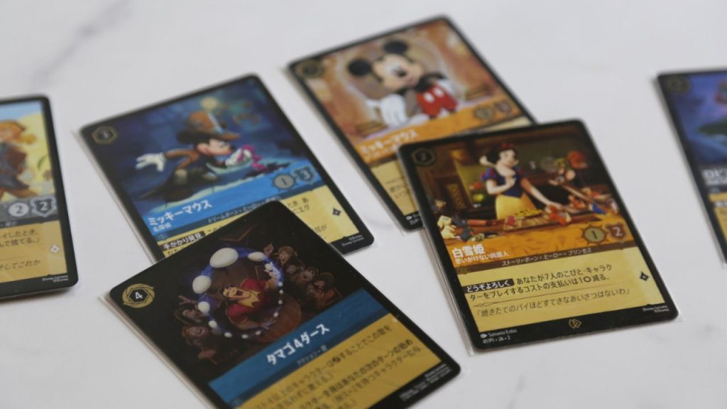 美麗ディズニーカードをコレクションする、ロルカナのエンチャンテッド