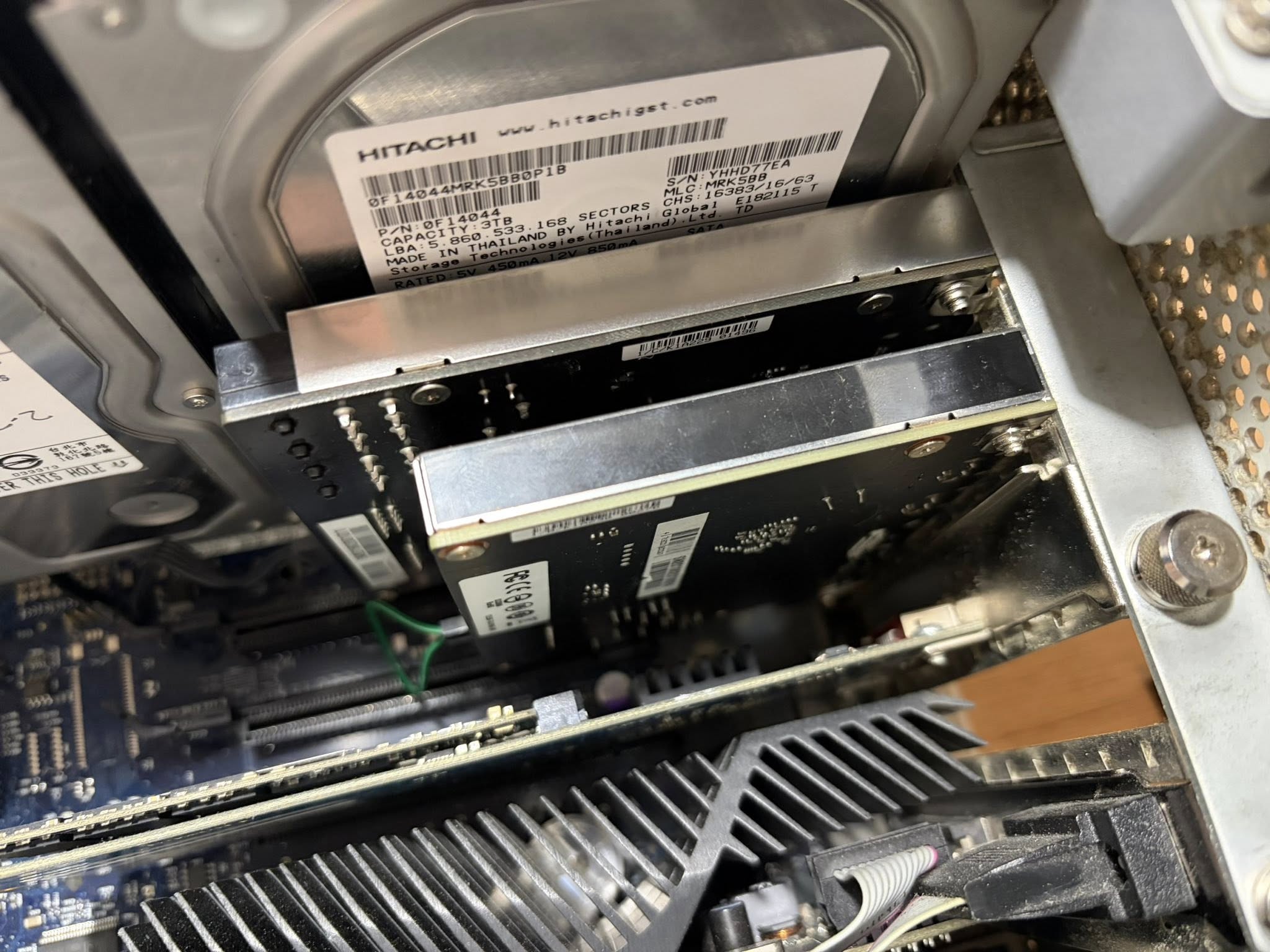 Time to dust the 08 Mac Pro, and give it some new Arctic MX-4