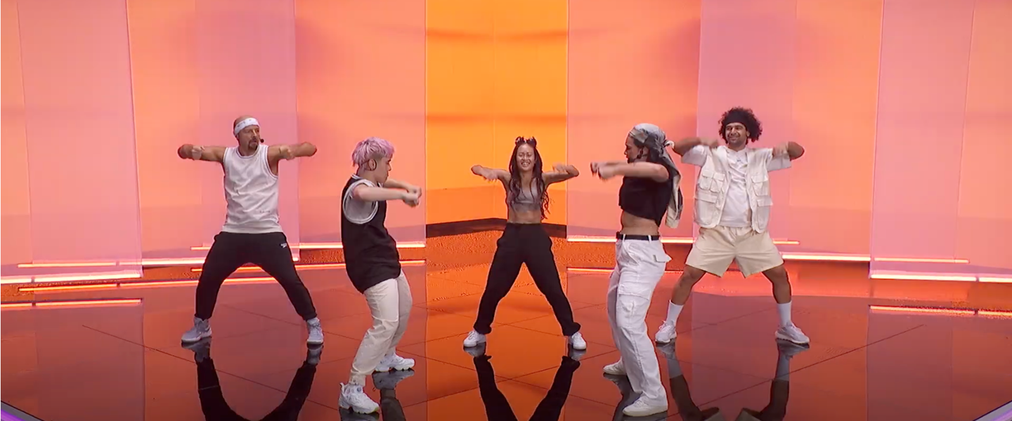 Les Mills BODYJAMは様々なダンスの要素を盛り込んだ、ダンスベースの