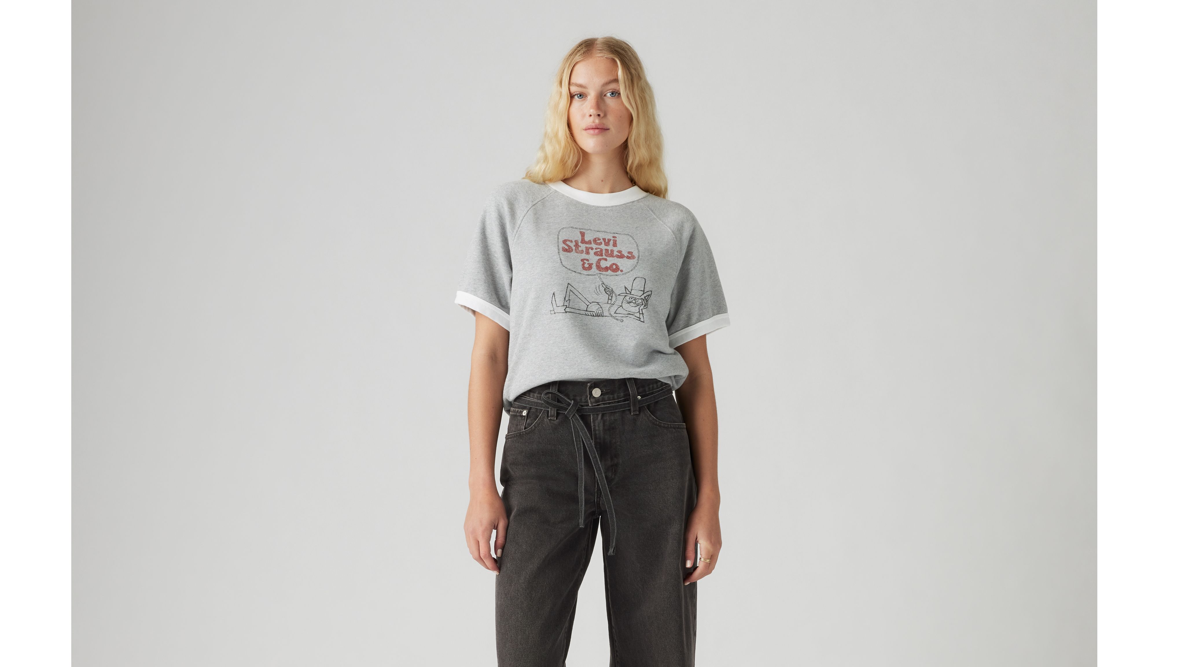 Graphic Marina Short Sleeve Crewneck Sweatshirt - Grey | Levi's® US
