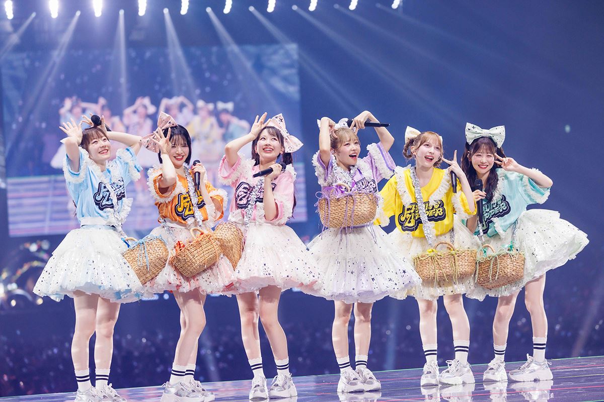 音楽専門誌『ぴあMUSIC COMPLEX』連動企画(第224回)FRUITS ZIPPER、3