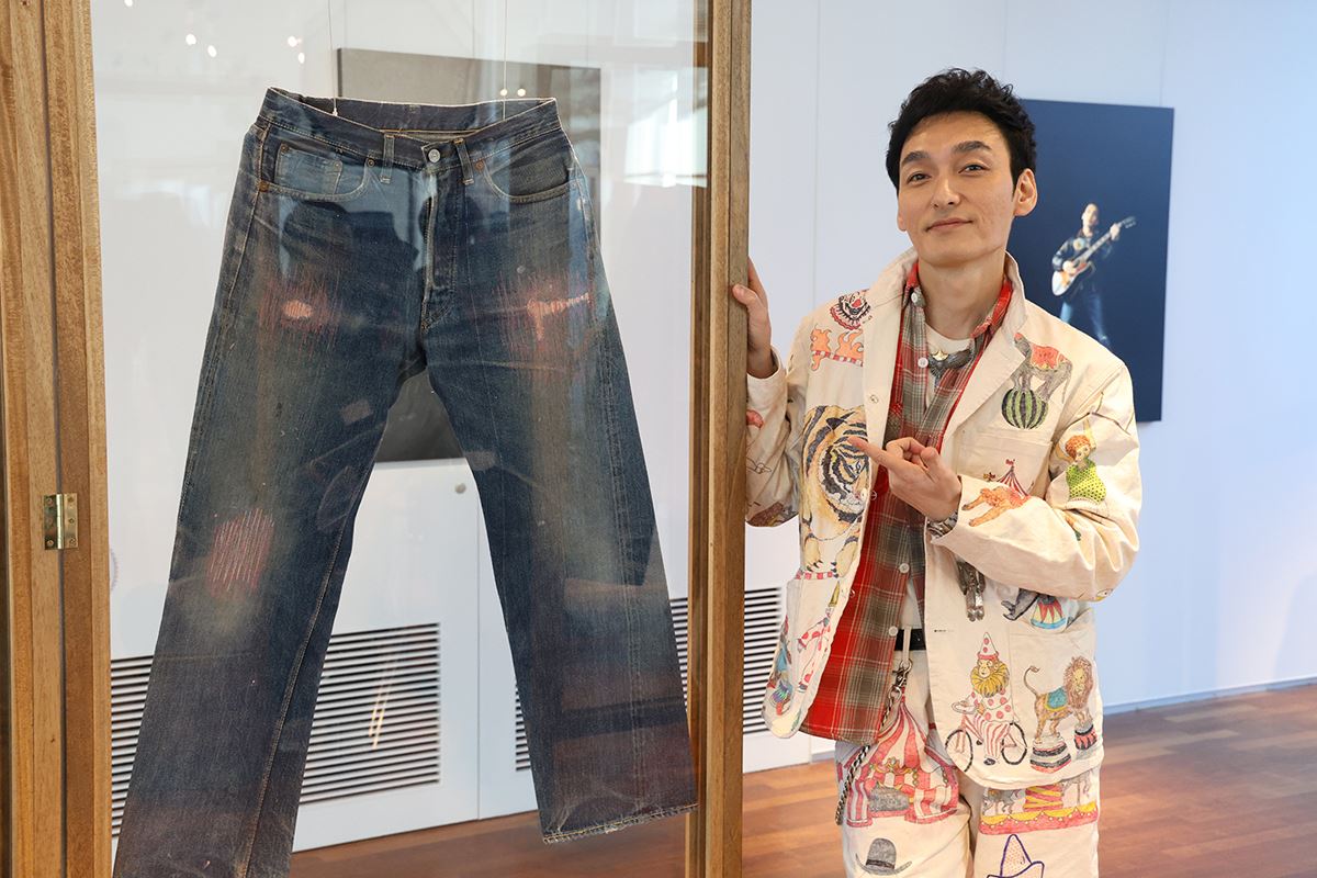 草彅剛 STAY BRAVE リーバイス 501XX 本・デニムバック・バンダナ 草彅