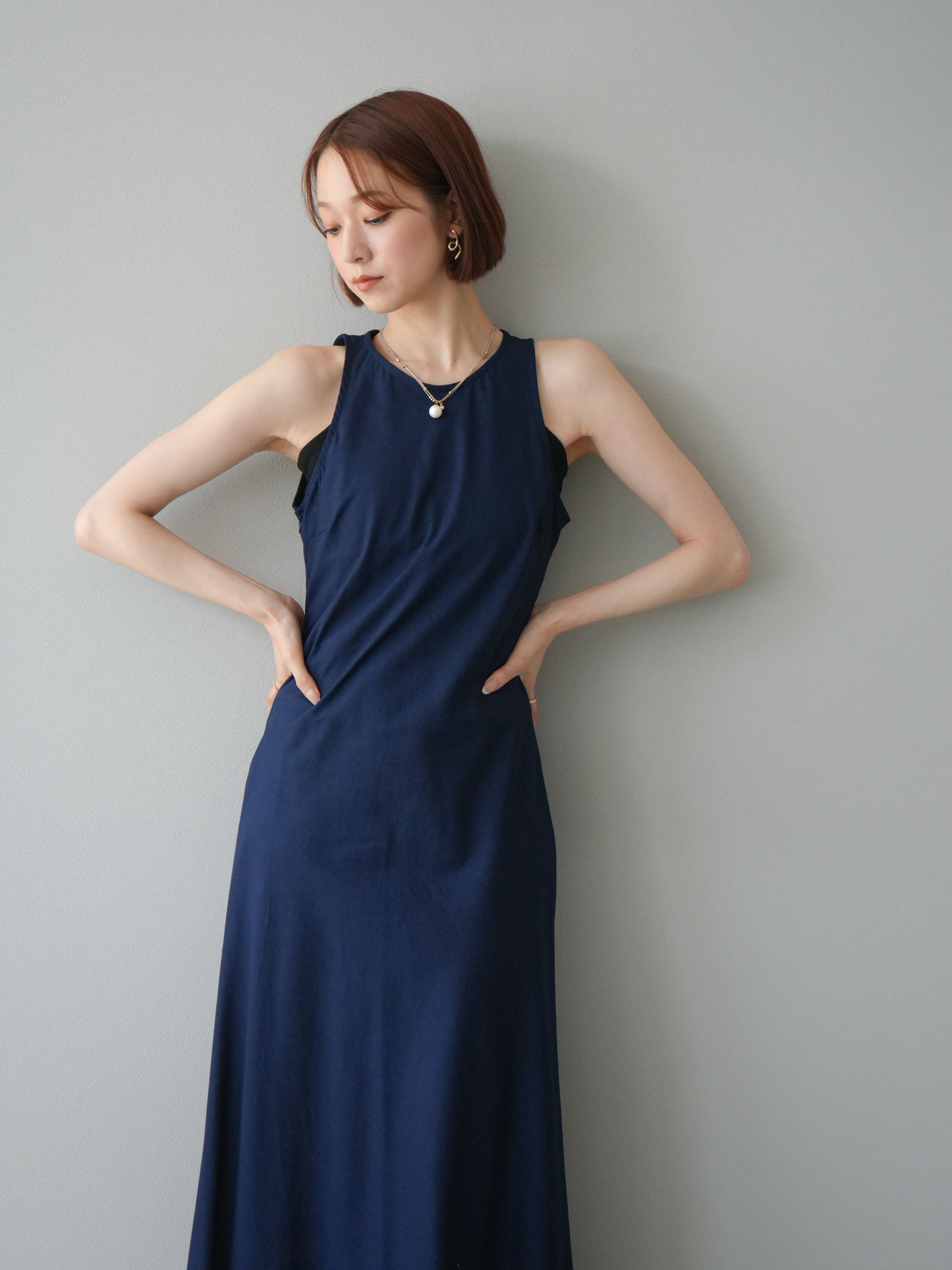 予約]リネンタッチノースリーブワンピース/ネイビー – Lumier