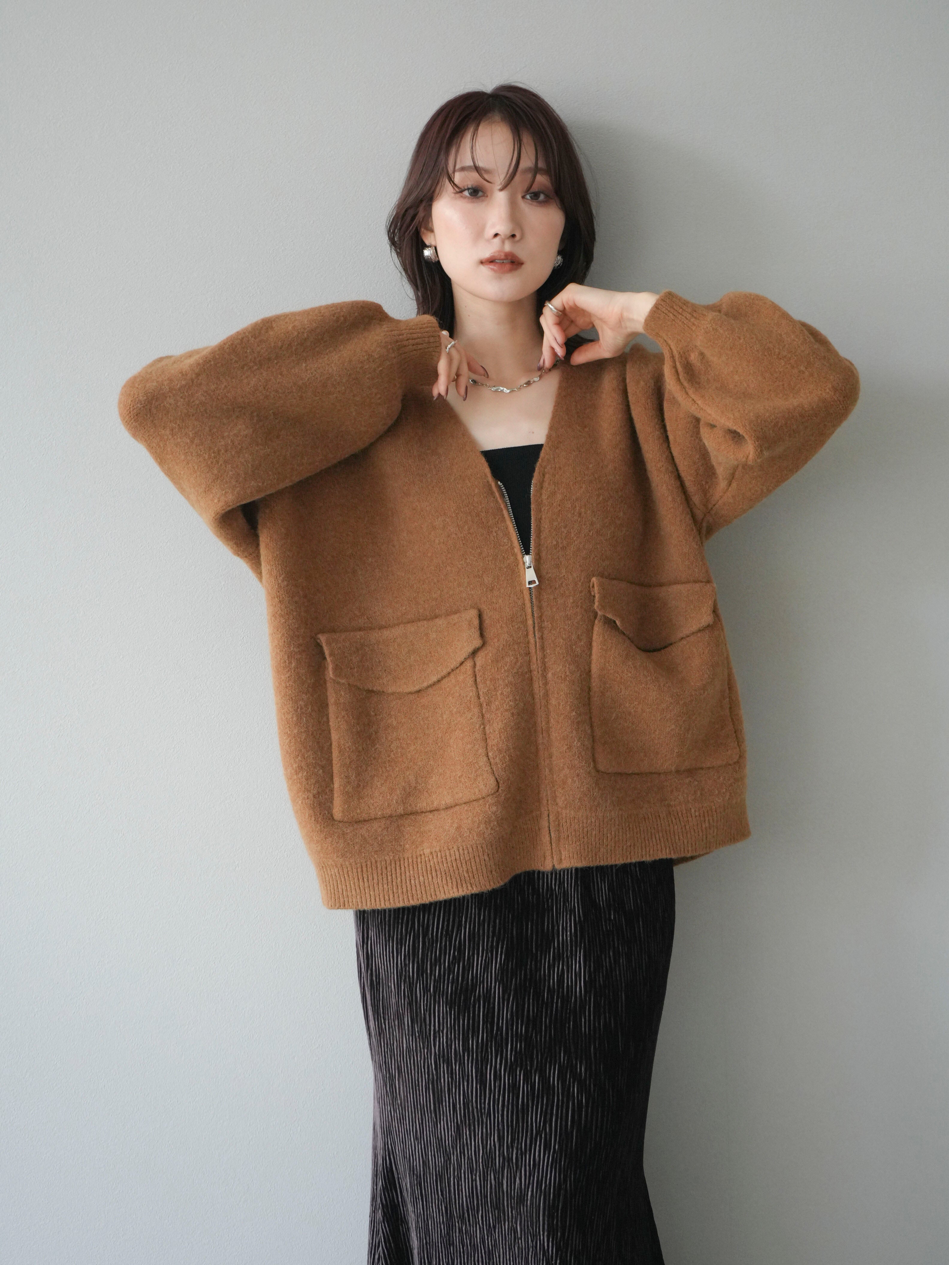 予約]BIGポケットジップニットカーディガン/camel – Lumier