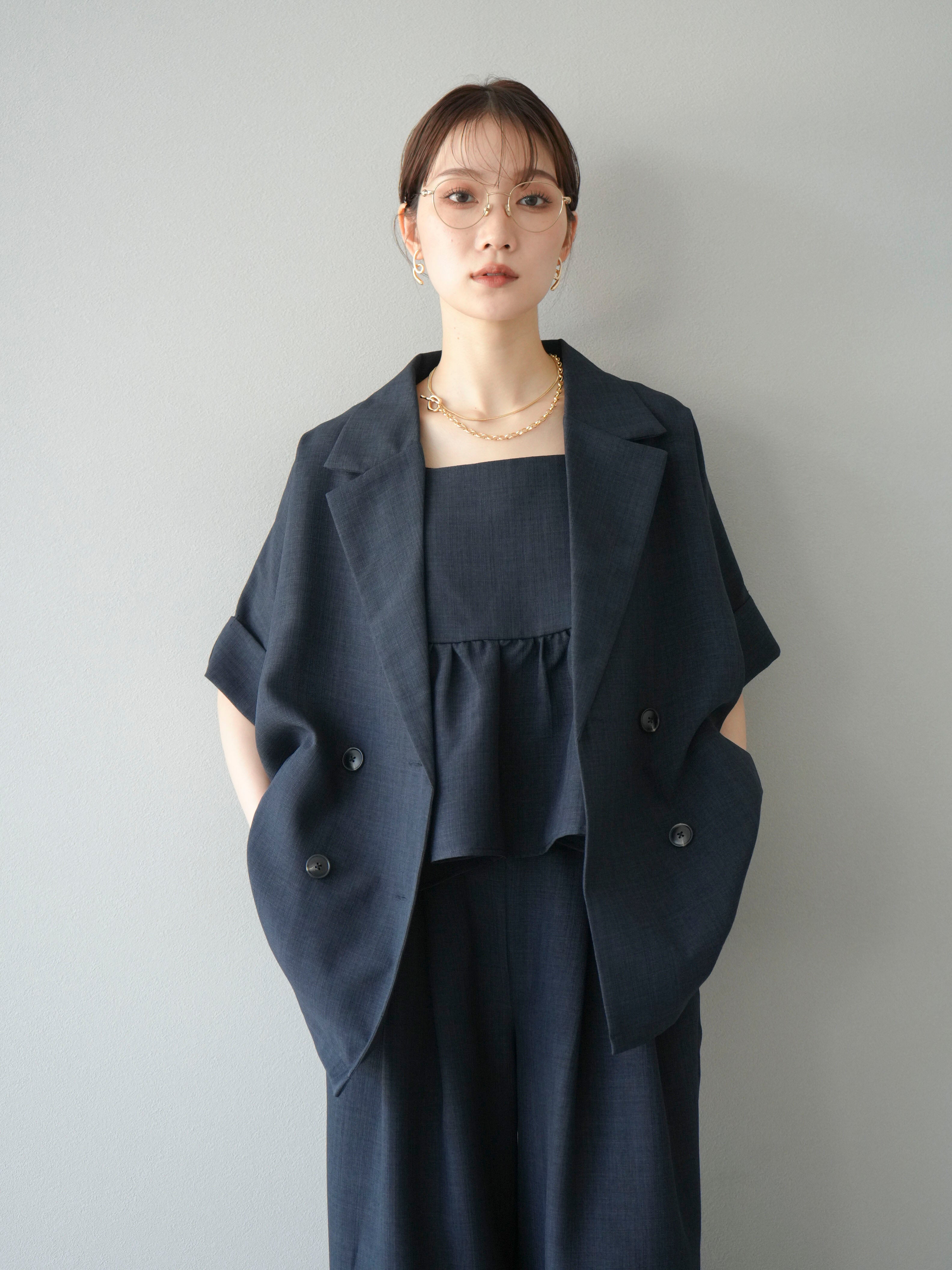 SET]リネンライクハーフテーラードジャケット+リネンライクビスチェ+