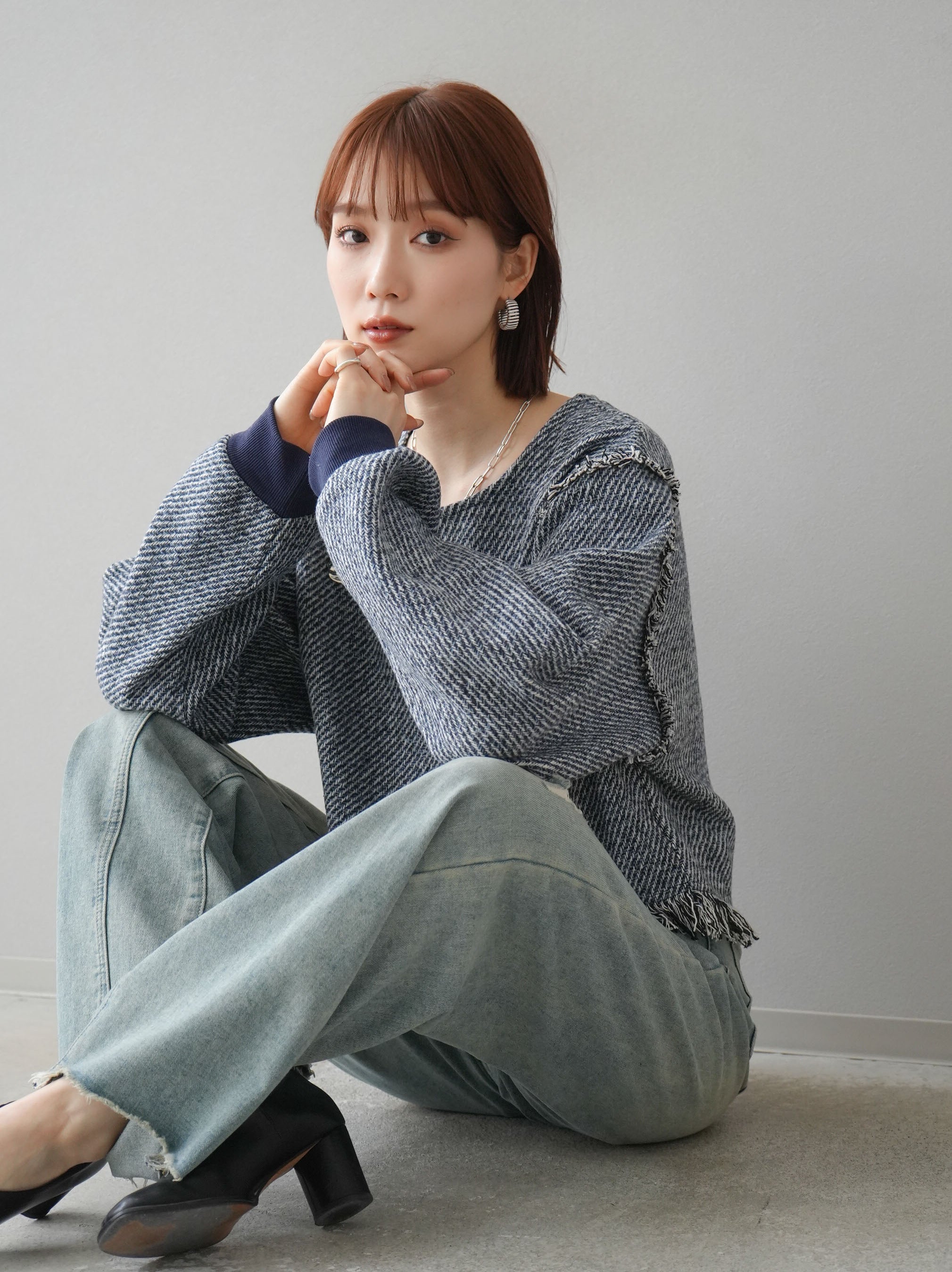 予約]ツイードフリンジプルオーバー/ブルー – Lumier