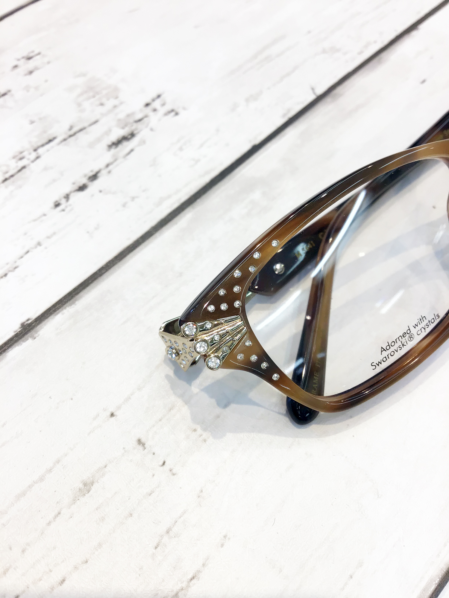 Lunettes du Jura [リュネット・ジュラ] 【六本木店】#キラキラメガネ