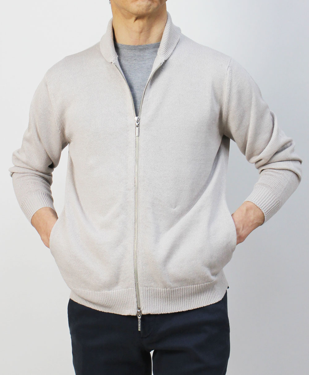 Cruciani（クルチアーニ）さすがイタリアニット王者の風格です