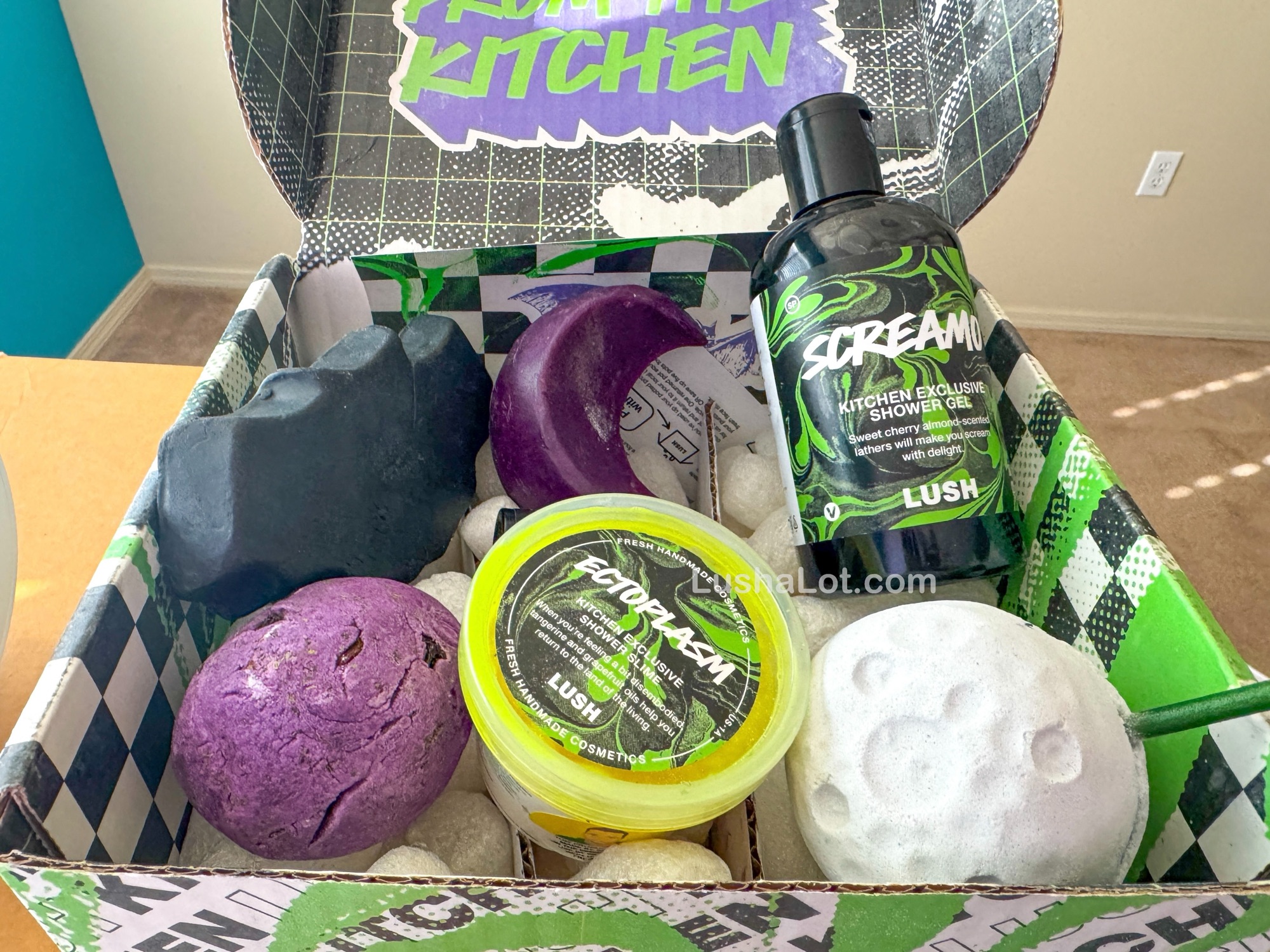 Lush kitchen October 2024 subscription box | Lush Archive