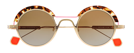 Anne et Valentin SKYLINE SKYLAB - Luxury Readers