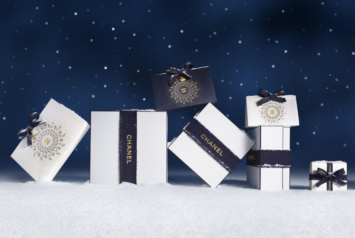 Chanel Holiday 2025: Enchanted Symbols Illuminate Fragrance Gifts