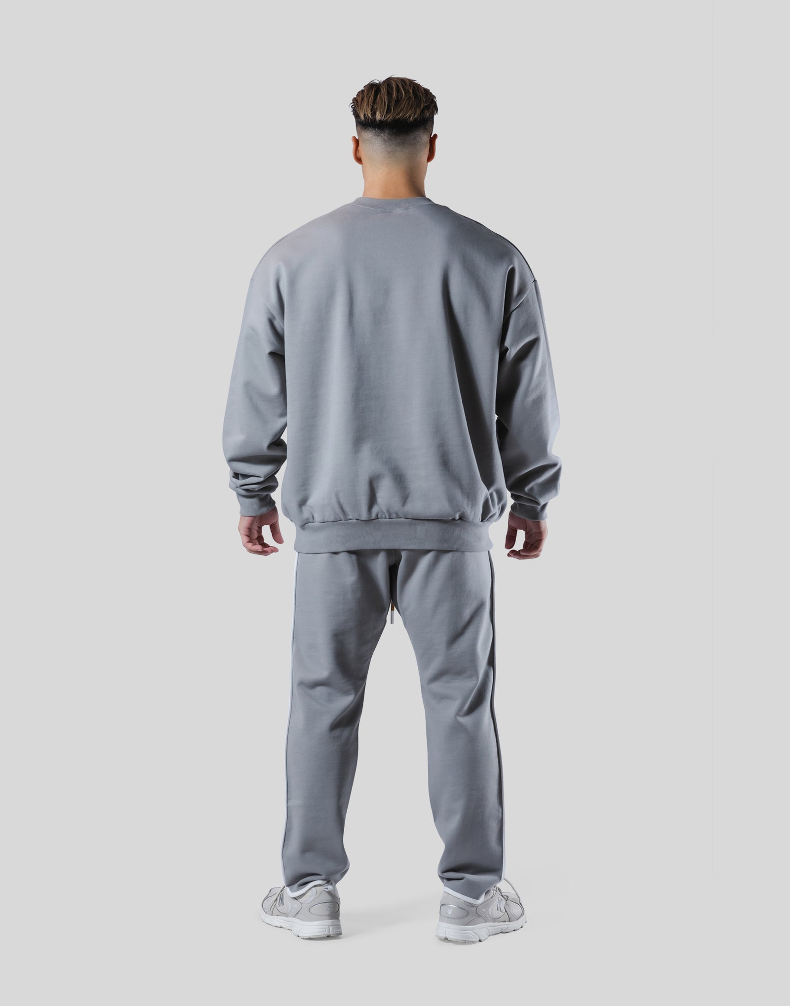 LÝFT CLUB Crewneck Sweat - Grey