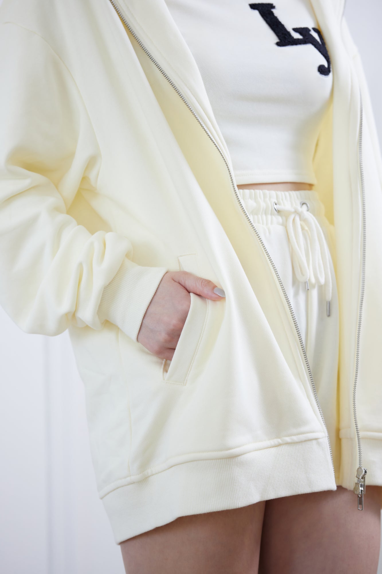 Lylana ワンポイント スリーピース スウェット – Lylana Official Web