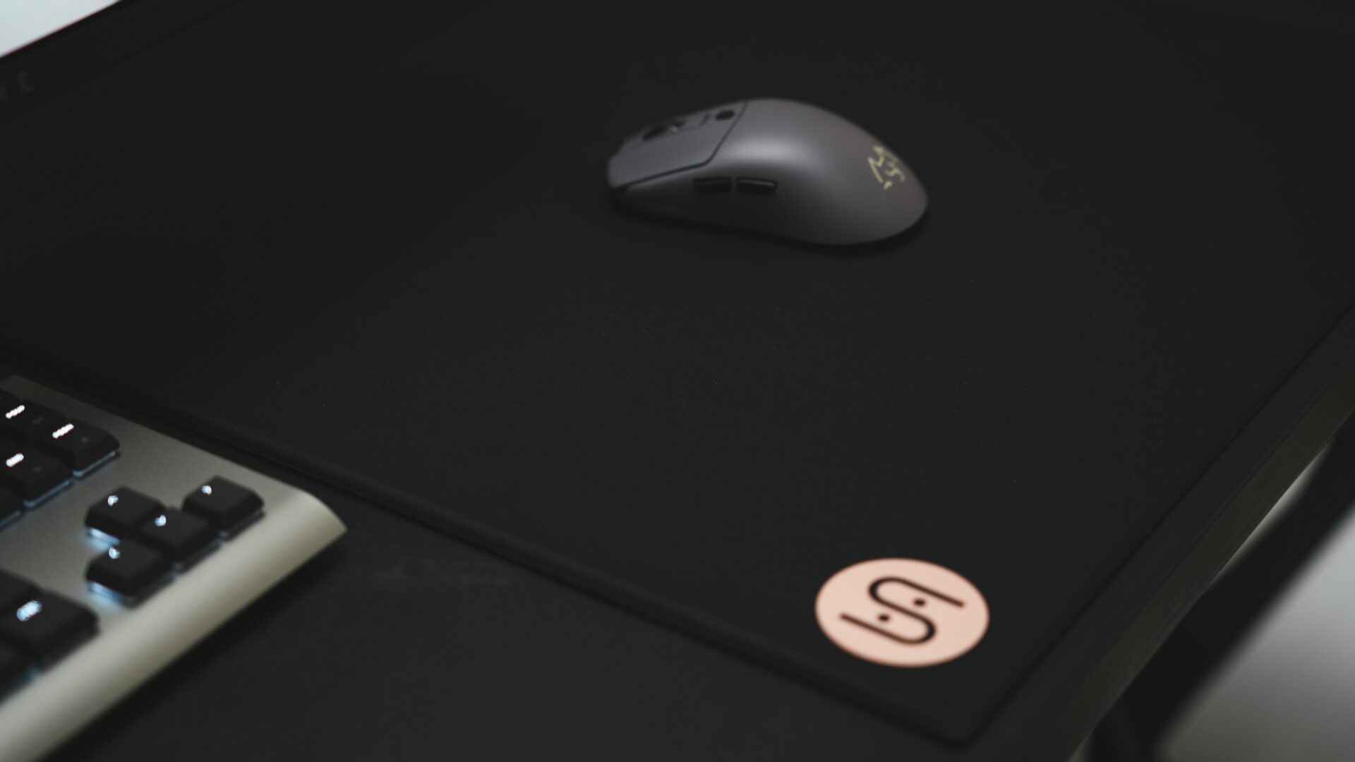 d94f8d5e46487b9410f04d8d9874ad