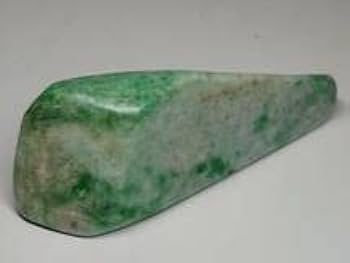Amazon.co.jp: 鮮緑 181g 翡翠 原石 ヒスイ 鉱物 鑑賞石 糸魚川 水石