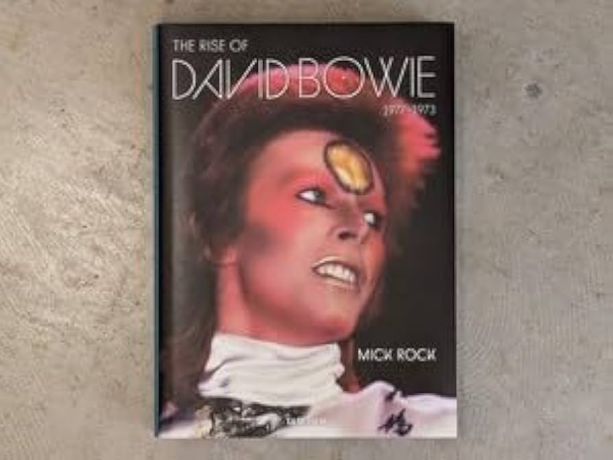 Amazon.co.jp: 洋書 The Rise of David Bowie 1972 1973 Mick Rock