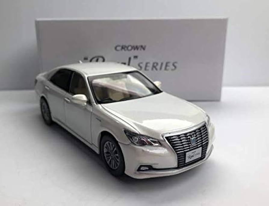 Amazon | トヨタ クラウン ロイヤルサルーン 非売品 1/30 ミニカー