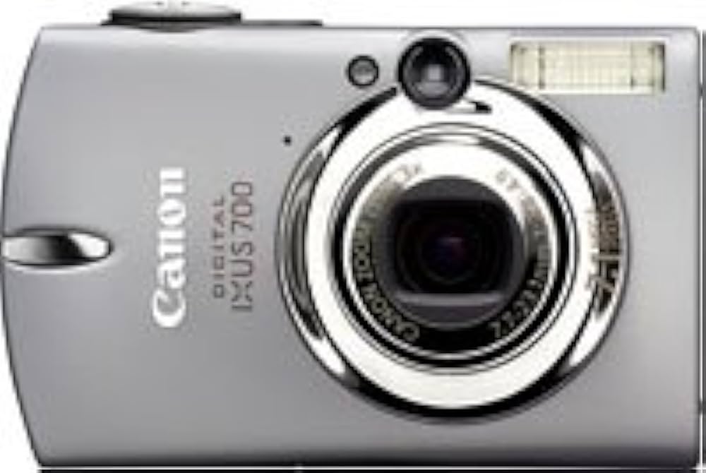 Canon Ixus 700 Digital Camera [7Mp, 3x Optical] 2.0