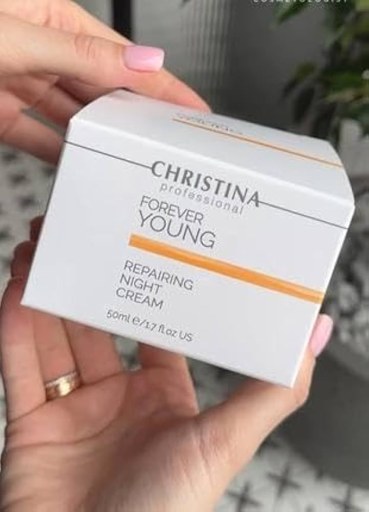 Amazon.com: Christina Forever Young Hydra Protective Day Cream SPF