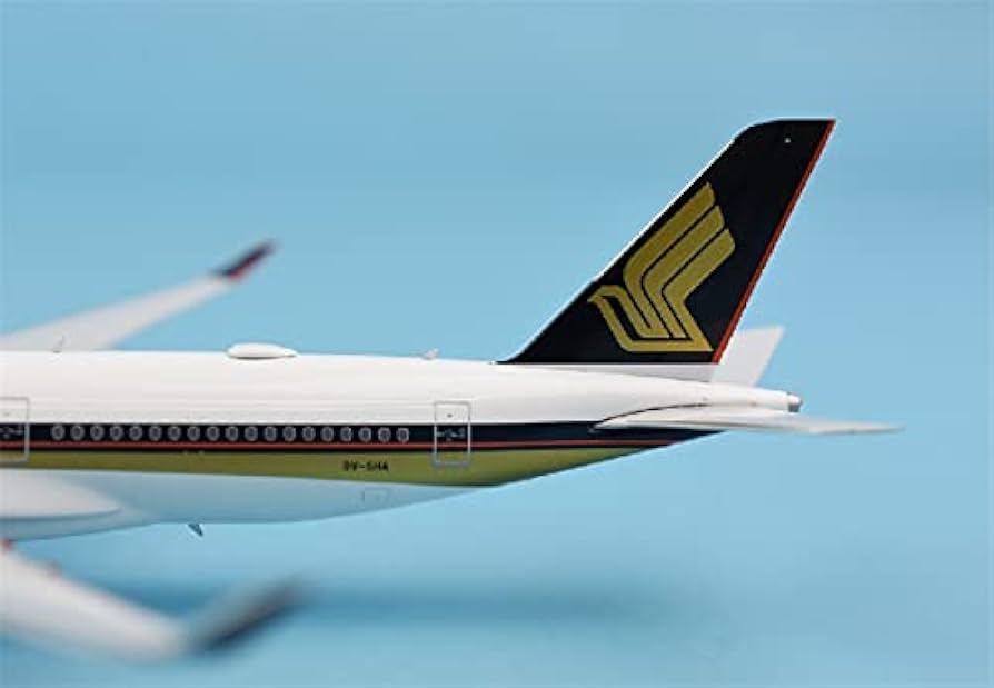 Amazon | Phoenix 1:400 完成品 Singapore Airlines Airbus A350-900