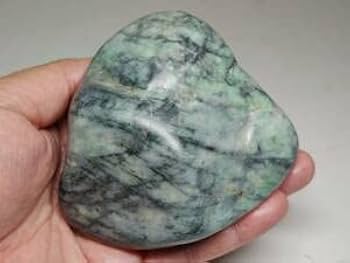 Amazon.co.jp: 黒緑 556g 翡翠 原石 ヒスイ 鉱物 鑑賞石 糸魚川 水石