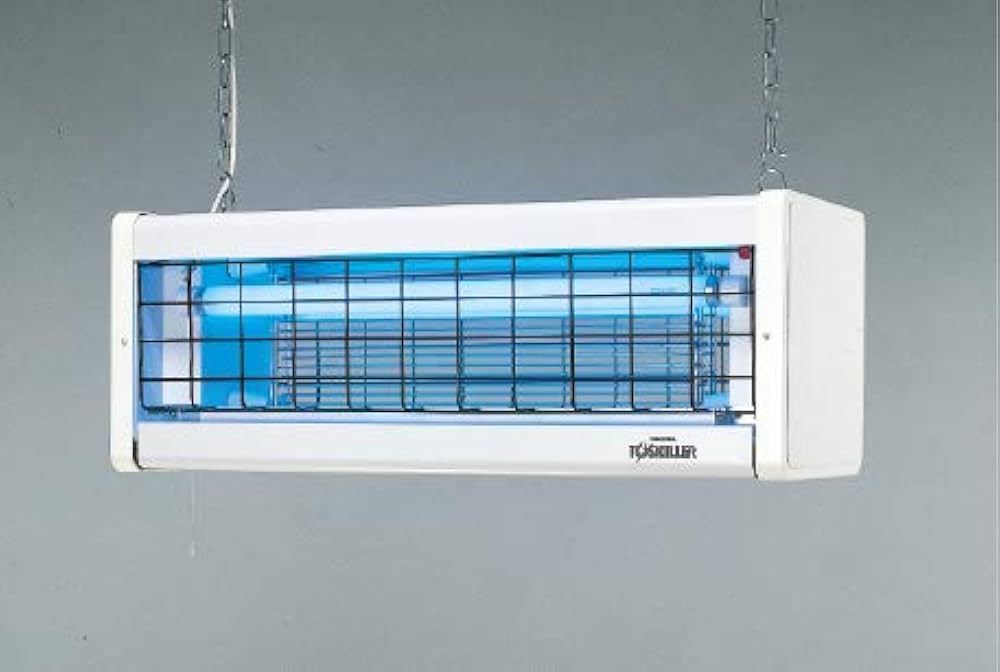 Amazon.co.jp: 東芝(TOSHIBA) トスキラー 電撃殺虫器 屋内用 FL20W×2灯