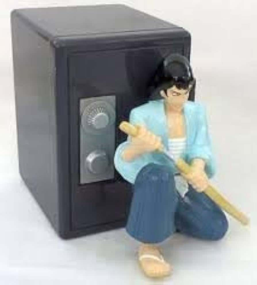Amazon.co.jp: ルパン三世 金庫型貯金箱 全5種セット : Toys & Games