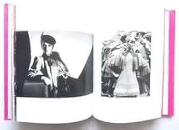 Amazon.co.jp: 洋書イヴ・サンローラン 40周年記念 写真集 本 作品