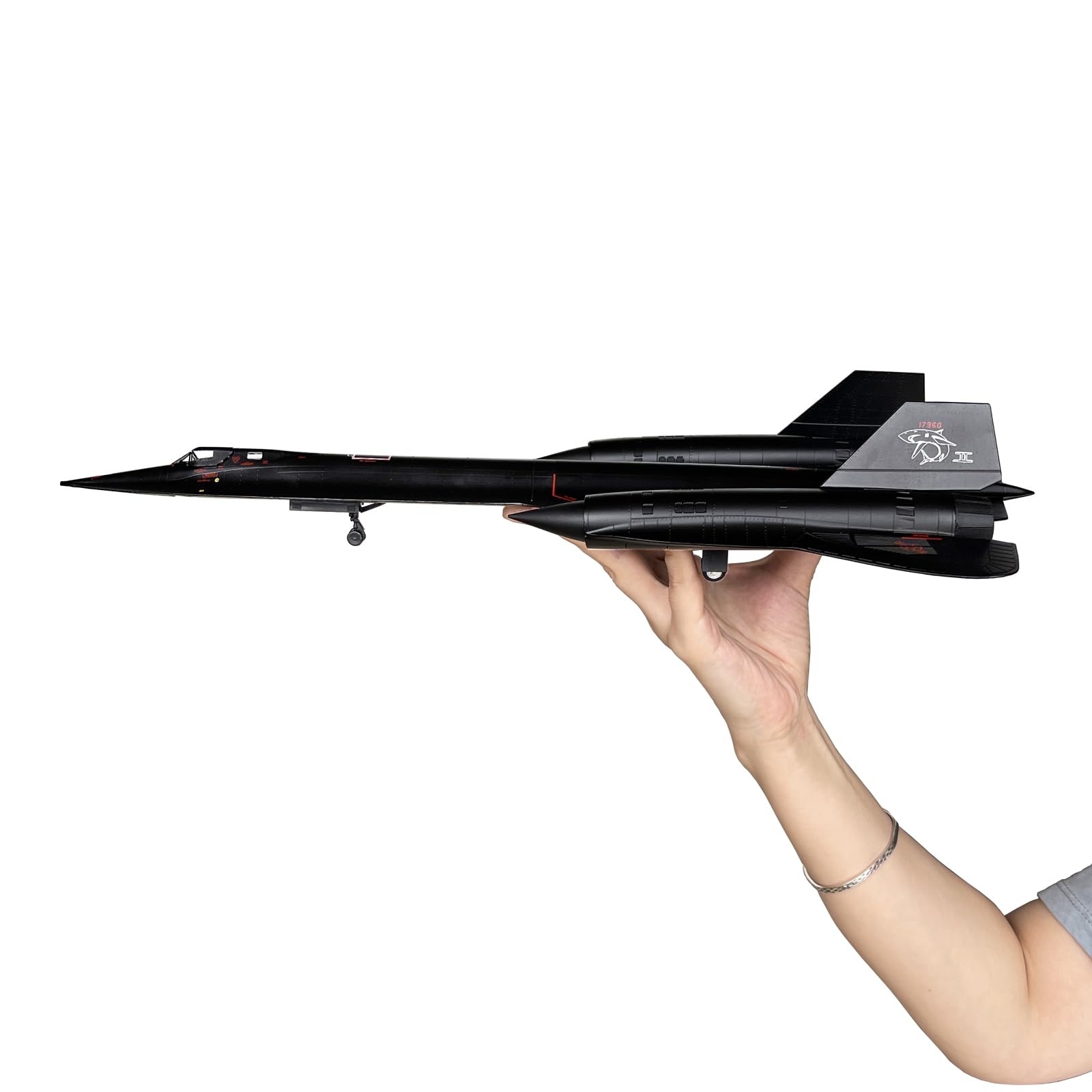 Amazon.com: Mahfisj 1/72 Scale SR71 Model - 17.9 Inch Length