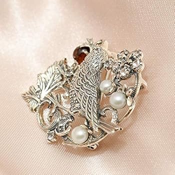 Amazon.co.jp: 碌山 ウィリアムモリス いちご泥棒 ガーネット ブローチ