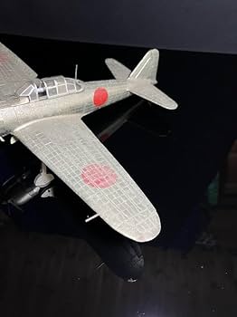 Amazon.co.jp: ゼロ戦 零戦 戦闘機 旧日本軍 模型 メタル製 レア ダイ