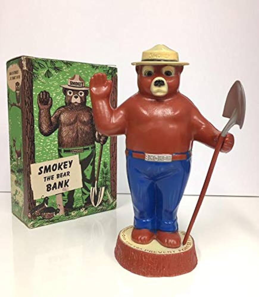 Amazon.co.jp: SMOKEY BEARスモーキーベア貯金箱 : おもちゃ